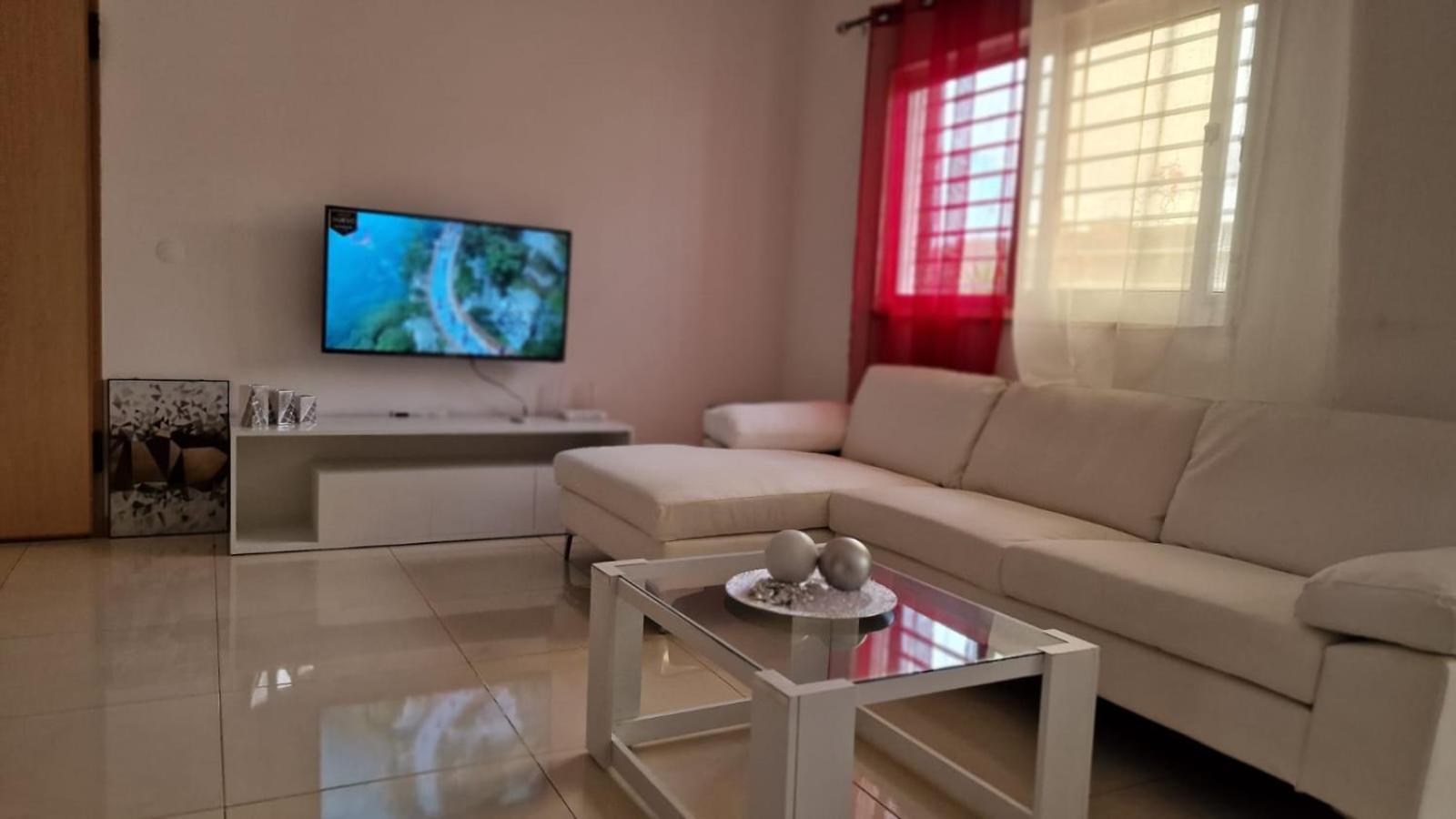 Casa De Ferias Com 2 Quartos Ou Aluguer Diaria Praia Exterior photo