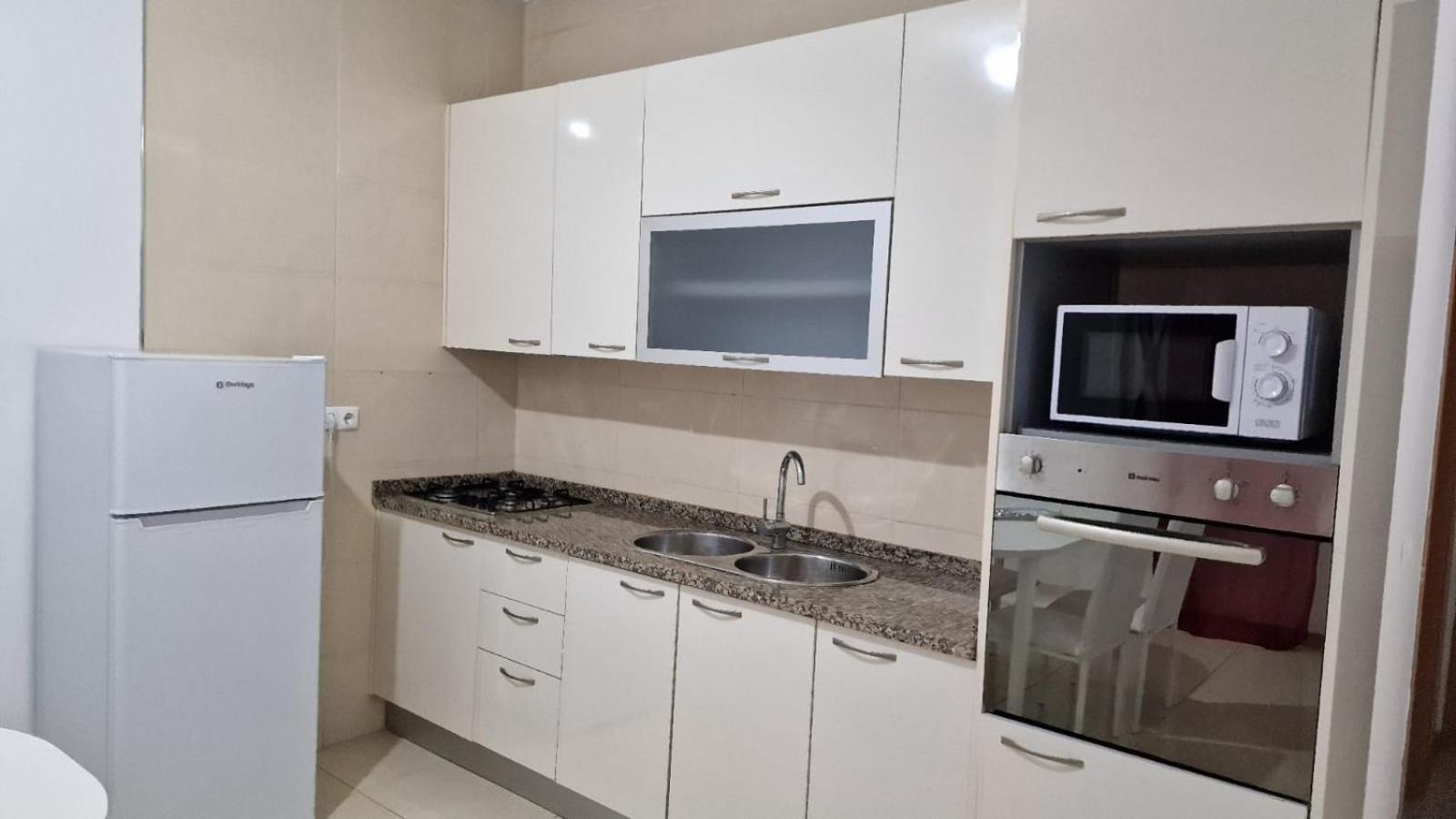 Casa De Ferias Com 2 Quartos Ou Aluguer Diaria Praia Exterior photo